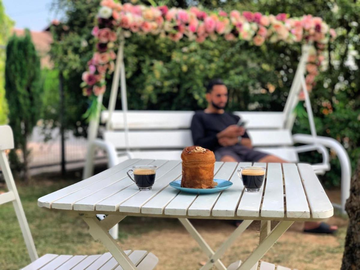 Orhan Havaya Sheʼar Yashuv Exterior foto