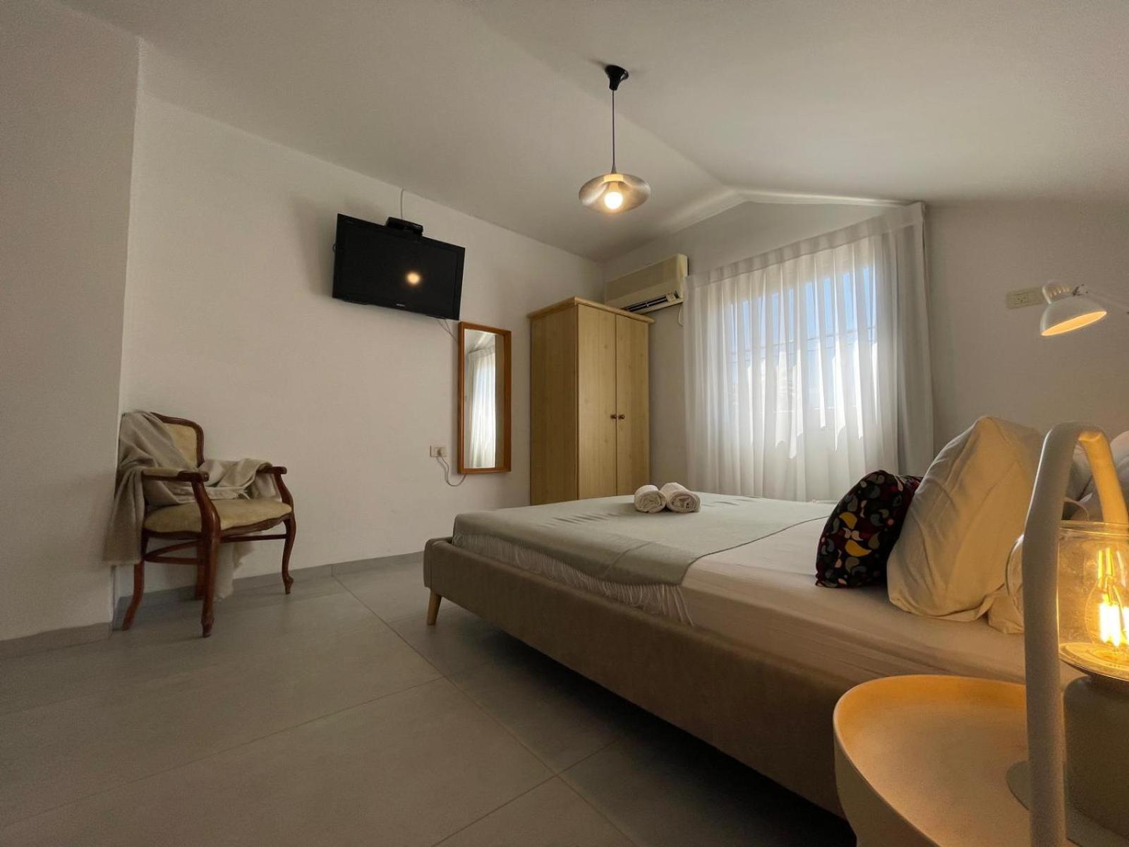 Orhan Havaya Sheʼar Yashuv Exterior foto